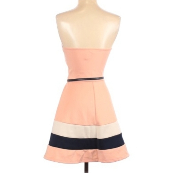 Windsor Summer Strapless NWT - Picture 2 of 4